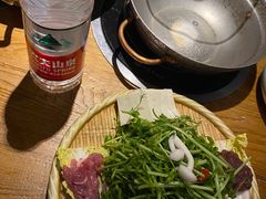 -吃饭皇帝大土家民族菜(正大广场店)