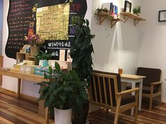 -猫的天空之城概念书店(印象城购物中心店)
