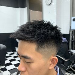 -MARTIN'S BARBER SHOP男士理发馆