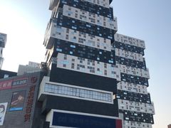 -资和信百货商场