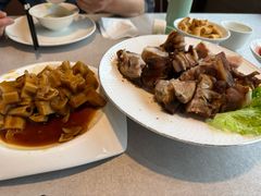 -郑庄脂渣海鲜楼(九水路店)