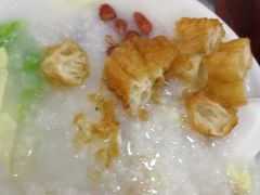 荔枝湾艇仔粥-省城濑粉(龙津店)