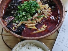 -成都你六姐·牛肉冒菜(上海环宇荟店)