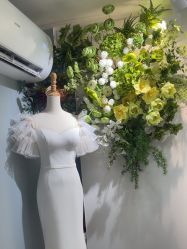 -衣贝姿婚纱礼服馆