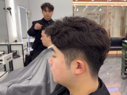 -藤野造型烫染·漂发