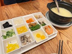 云南过桥米线-云海肴·汽锅鸡·云南菜(广安门天虹店)