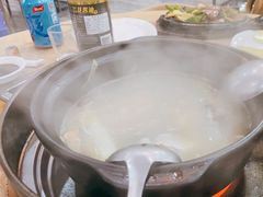 -濠轩阁特色生蚝火锅(水湾路店)