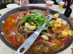牛肉火锅-江城燕子大排档(江汉路步行街店)
