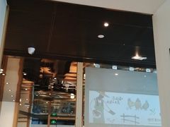 门面-老乡鸡(上海品尊国际中心店)
