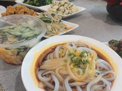 -杨记清芳牛肉拉面(宝龙广场店)