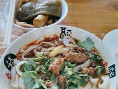 -任记七中刀削面(总店)