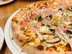 -城市大道红炉披萨烘焙坊