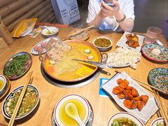 -洱火云南酸菜牛肉火锅(石景山当代商城店)