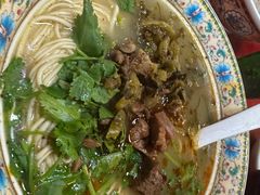 -金杨拉面王小吃面馆·牛三宝面·红烧牛肉粉