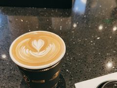 -Dogi&kiki Coffee(中心商务大厦店)