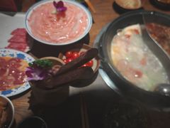 -萍姐火锅·公路夜市(武汉首店)