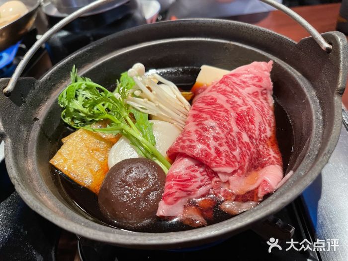 东京和食 Sun with AQUA牛肉寿喜锅图片