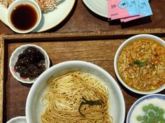 -蟹上黄·蟹黄面·江南糖水(人民广场店)