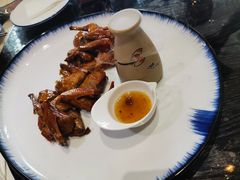 金牌烤乳鸽-夜宴江景餐厅