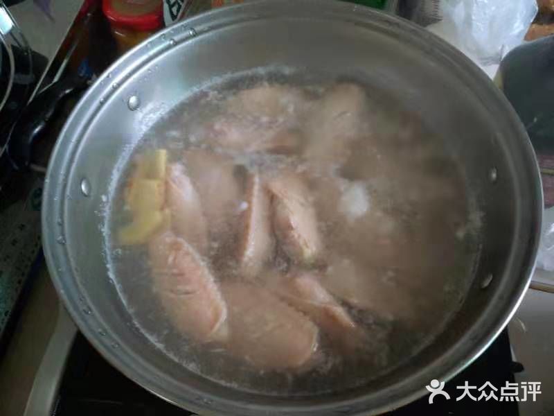 香甜软糯别具一番风味-可乐鸡翅