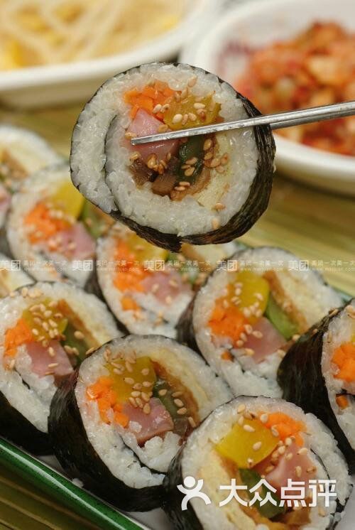 金针菇紫菜包饭