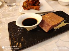 -新镇江酒家(南京西路店)