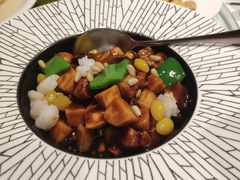 八宝辣酱炒年糕-老洋房花园饭店(绍兴路店)