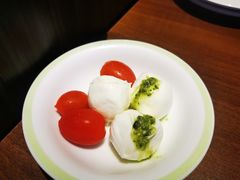 马苏里拉芝士球-萨莉亚意式餐厅(杭州西溪龙湖天街店)