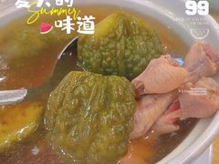 苦瓜龙骨汤-横岗朋仔餐厅