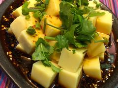 -香巴拉云南餐厅(华莱坞店)