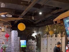 -暴风岛沉浸式体验馆(百联世纪店)