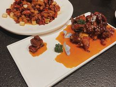 -万重锦·人文川菜馆(骡马市店)