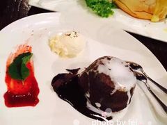 招牌流心巧克力蛋糕-Lingo西餐厅(仙乐斯广场店)