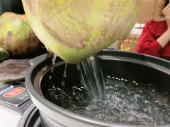 -东椰·海南椰子鸡火锅(朝阳门店)