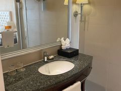 -武汉汉口火车站东方建国大酒店