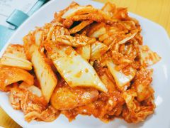 辣白菜炒五花肉-屋里家延边朝鲜族冷面(南园店)