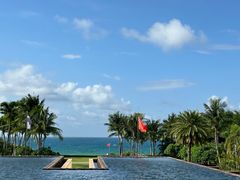 -亚龙湾喜来登·美景台大堂吧