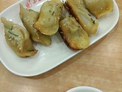 -小姜锅贴(凤凰街店)