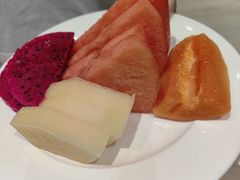 -广州万富希尔顿酒店·感趣自助餐厅·金秋蟹宴生蚝海鲜刺身