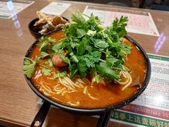 -肥汁米蘭香港米线(定西路店)