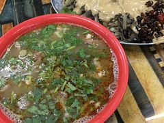 -春雨羊汤店(广开四马路总店)