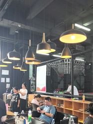 -零重力蹦床空间·滑梯·海洋球·团建(奥特莱斯店)