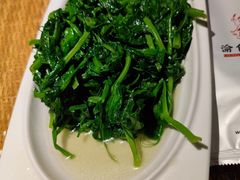 清炒豌豆苗-渝信川菜(长安店)