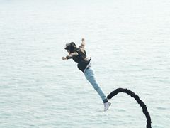 -星海蹦极娱乐