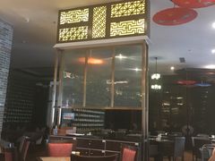 -三英温泉度假酒店-自助餐厅