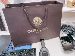 -法国娇兰精品店