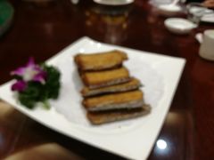 -王记酱骨头馆(经纬路店)