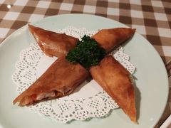 -新大咀港式茶餐厅(宝山万达店)