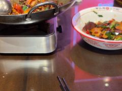 -富正毅三下锅·湘西韵味(天门山索道店)