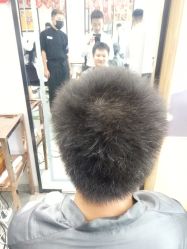 -Miracle集简美发沙龙